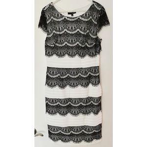 New Exquisite Lace Detail Sangria Evening White Black Stretch Dress 14 L